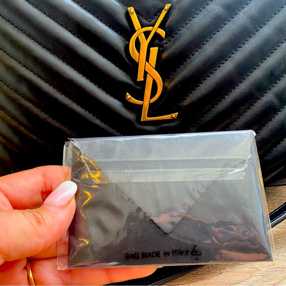 Saint Laurent Lou Medium YSL camera bag - Picture 5 of 7